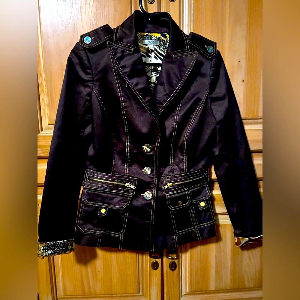 Cache Jacket - image 2